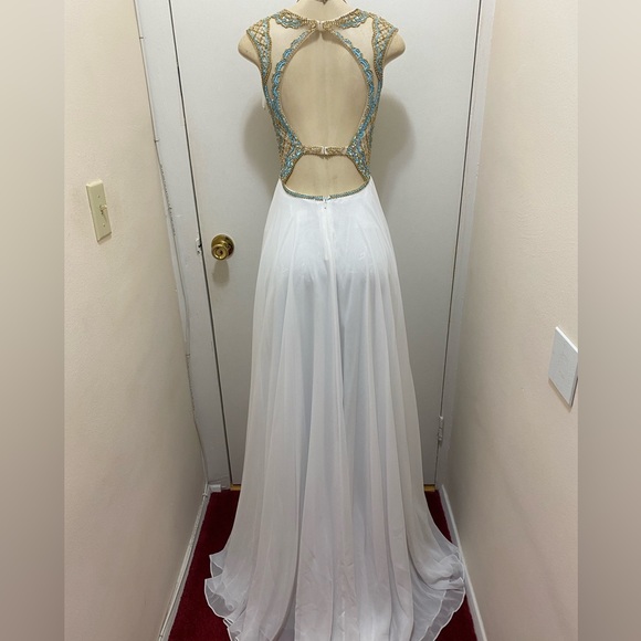 Sherri Hill Dresses & Skirts - NWT Sherri Hill Elegant White and Blue Evening Prom Dress Size 2.